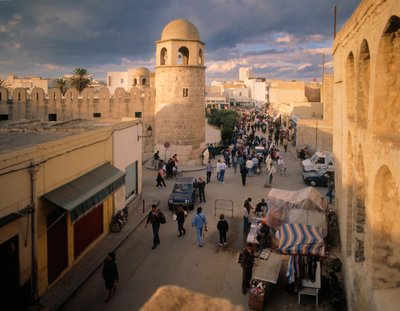 Scène de rue et mosquée fortifiée - Unbekannt Unbekannt